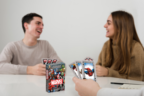 JEU DE 54 CARTES MARVEL – Image 2